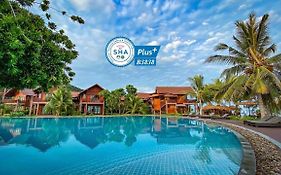 เกาะม้า บีช รีสอร์ต (SHA Extra Plus)